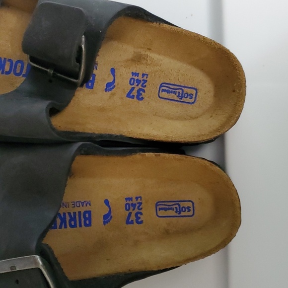 Shoes - Picture 3 of 3